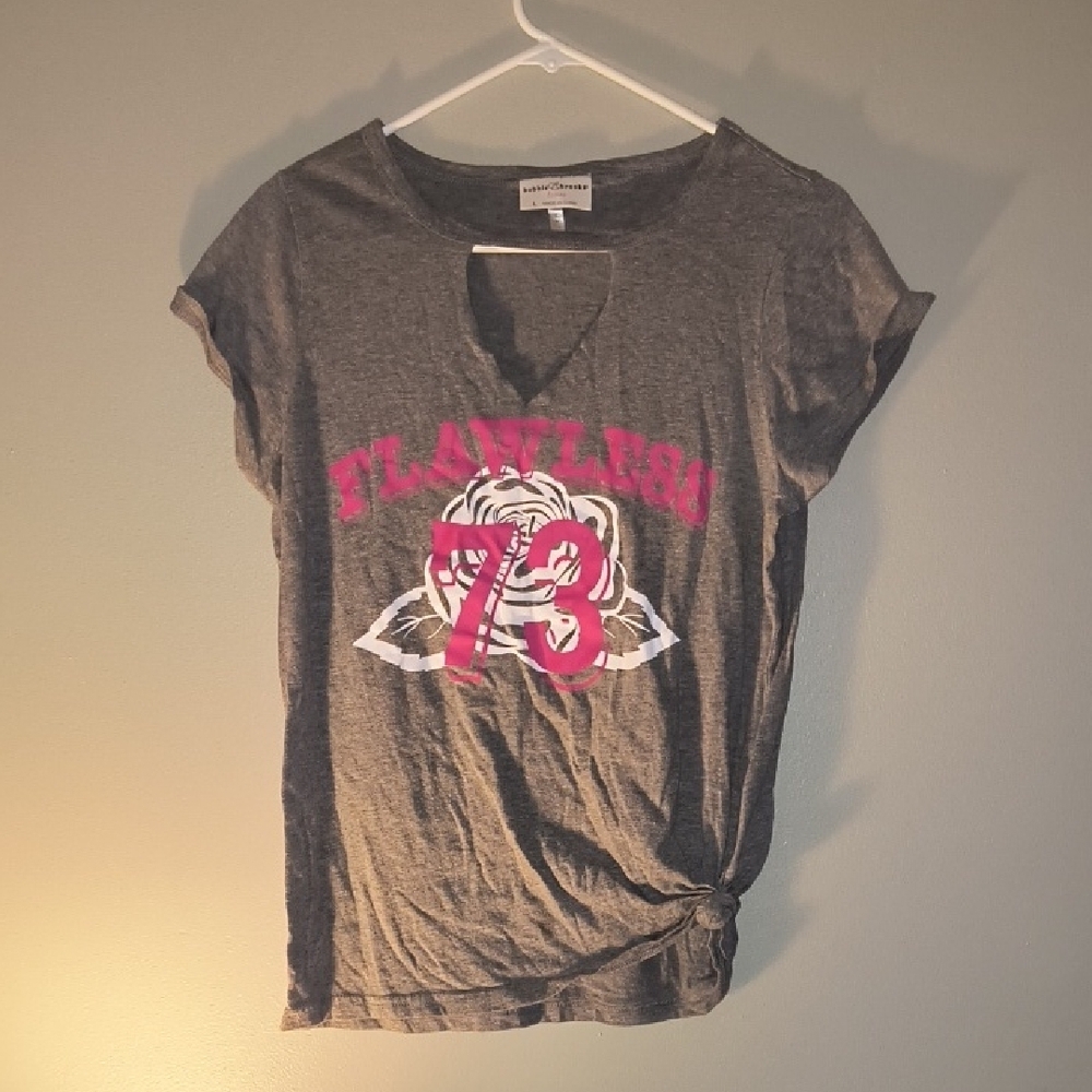 FLAWLESS Charcoal Tee with Pink Graphic